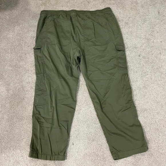 Lane Bryant Ankle Pull On Cargo Pants - Picture 2 of 7